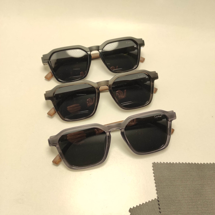 عینک آفتابی دسته چوب CARTIER کد 2525