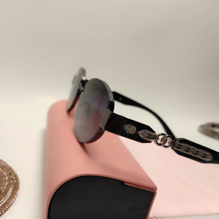 عینک افتابی زنانه فلزی فشن CHANEL کد 2709