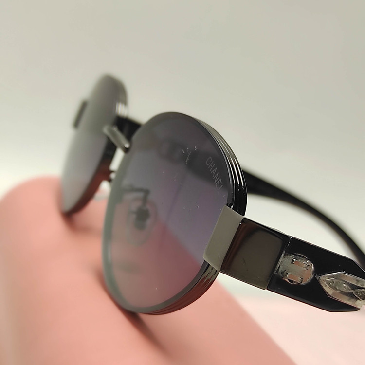 عینک افتابی زنانه فلزی فشن CHANEL کد 2709