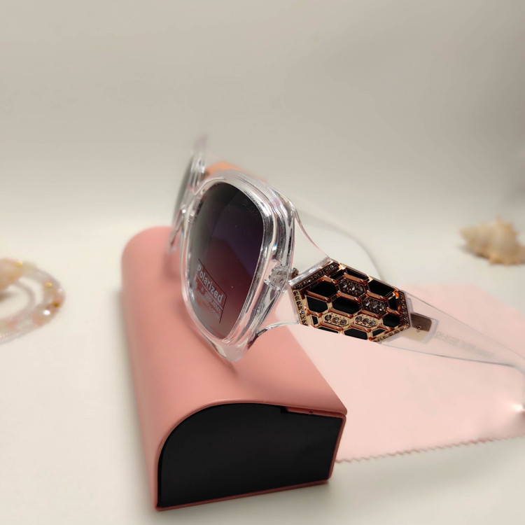 عینک افتابی زنانه پلاریزه BVLGARI کد 88147