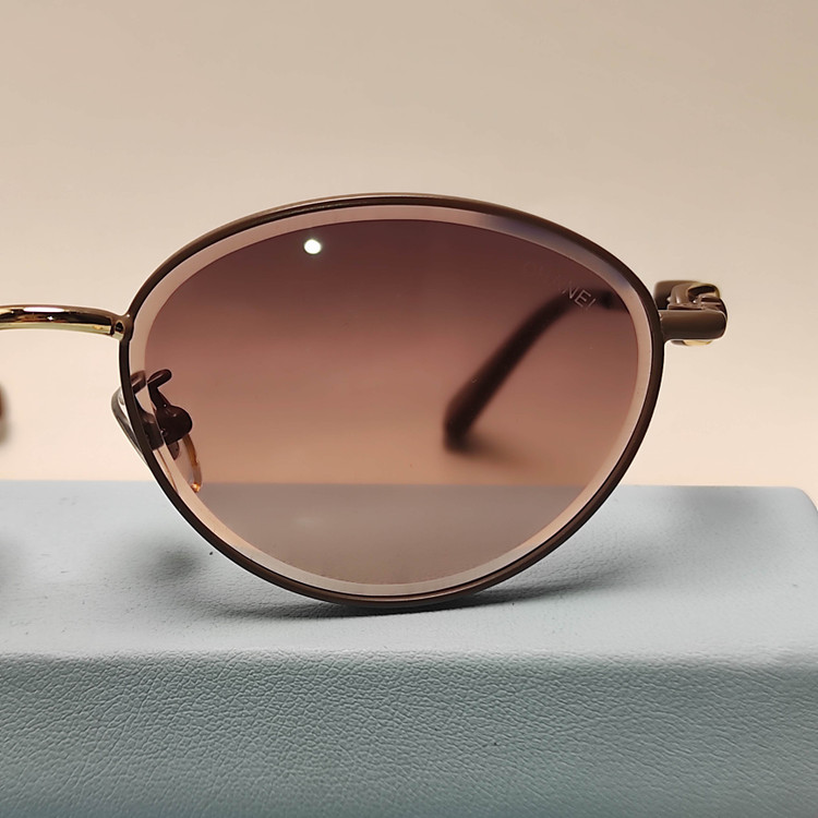 عینک آفتابی زنانه فلزی chanel 2706