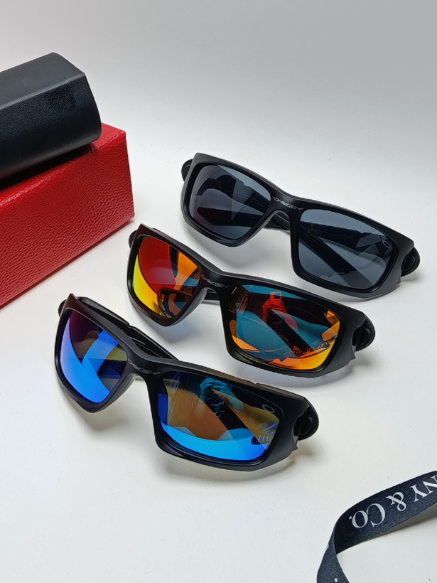 عینک آفتابی ورزشی اوکلی oakley مدل7032