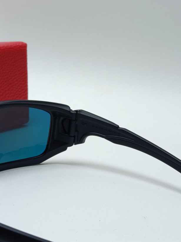 عینک آفتابی ورزشی اوکلی oakley مدل7032