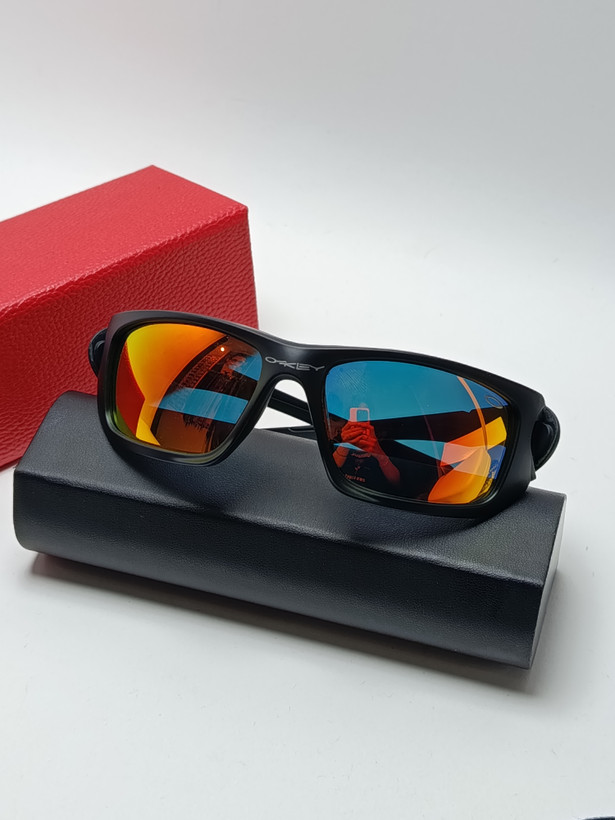 عینک آفتابی ورزشی اوکلی oakley مدل7032