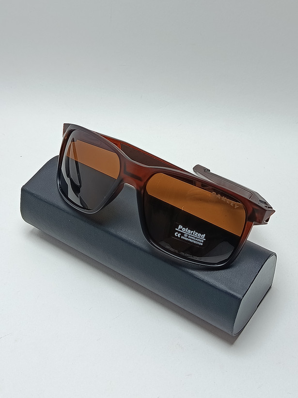 عینک ورزشی کائوچو پلاریزه Oakley مدل 25673