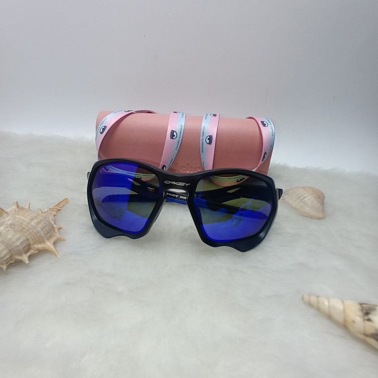 عینک آفتابی ورزشی اوکلی oakley مدل 04939