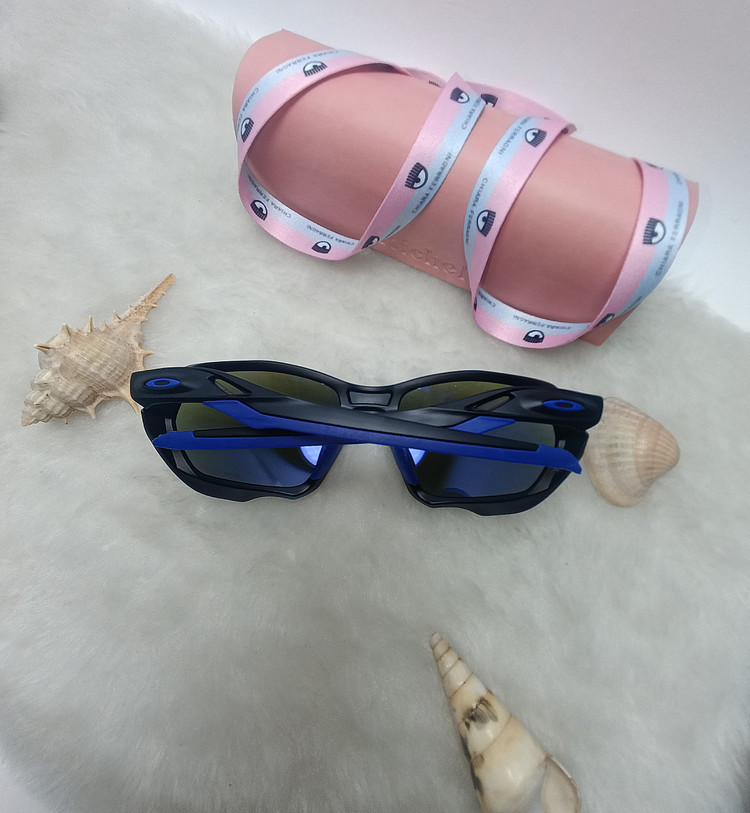 عینک آفتابی ورزشی اوکلی oakley مدل 04939