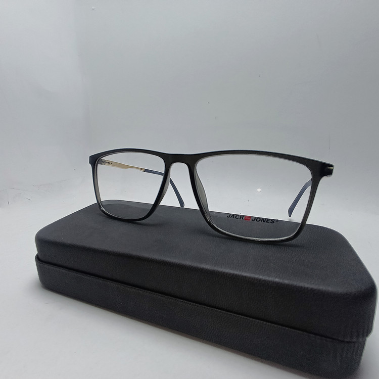 عینک طبی کائوچو TR90مدلJACE-JONESمدلTR8809
